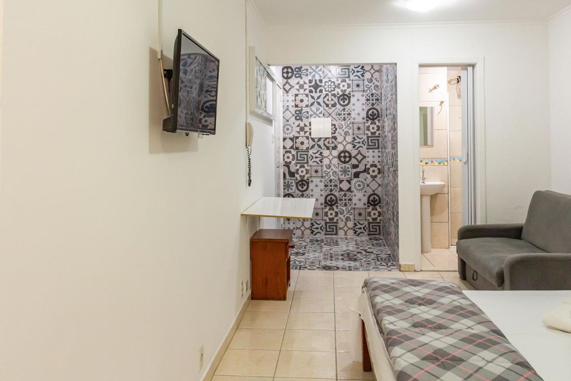 Apartamento Custo Benefício, 100 Metros Da Em P880 Balneário Camboriú