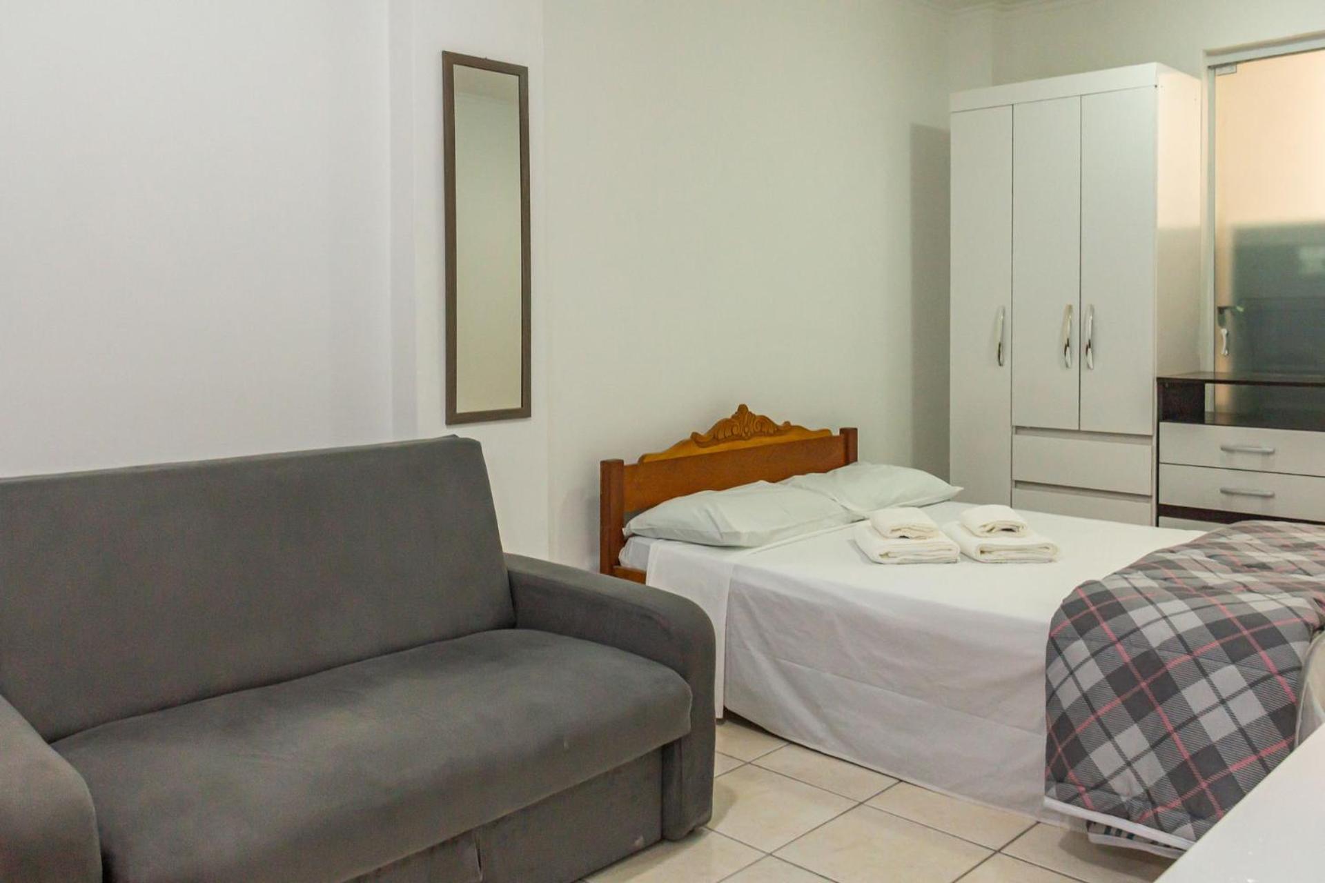 Apartamento Custo Benefício, 100 Metros Da Em P880