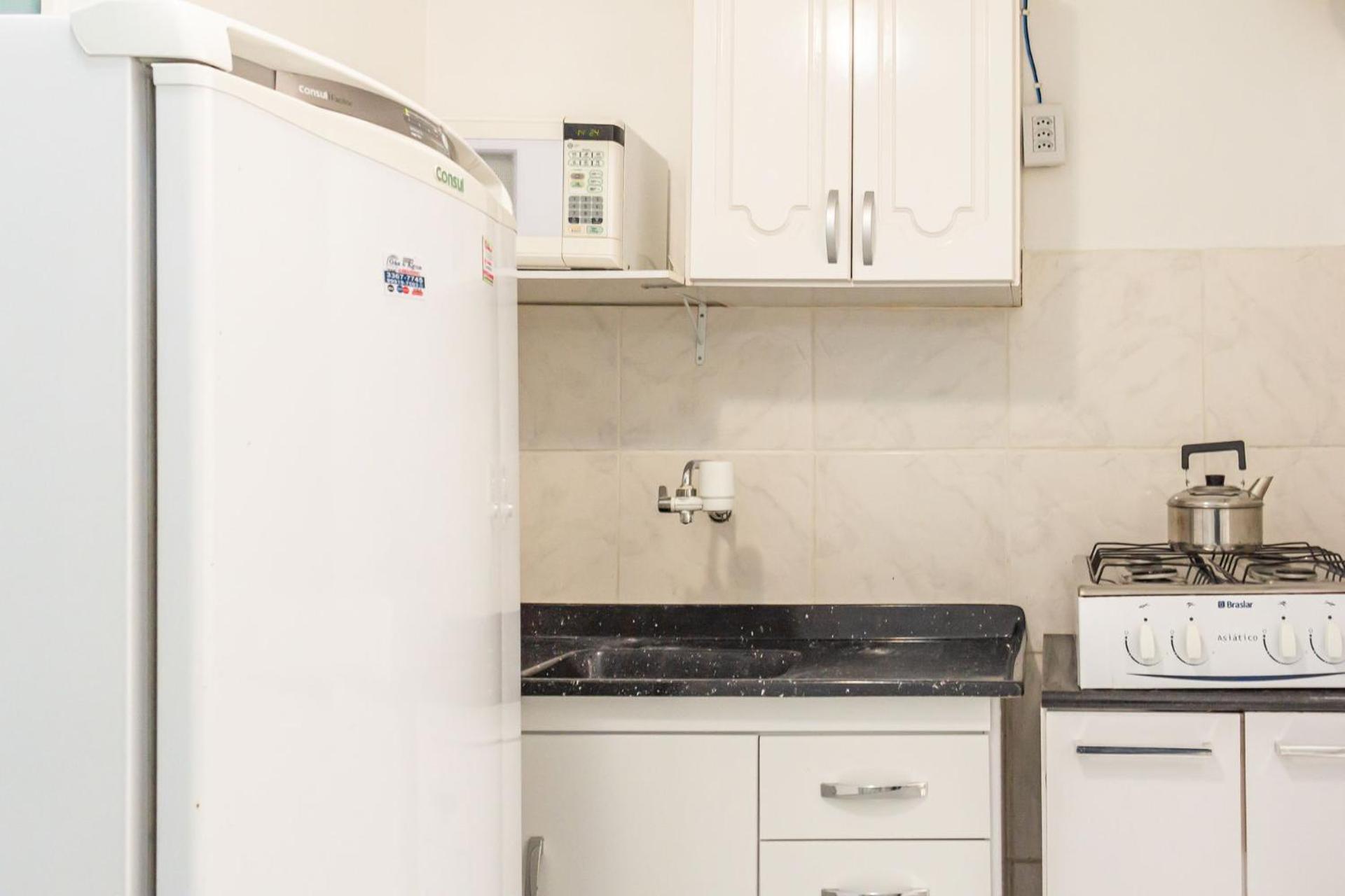 Custo Benefício, 100 Metros Da Em P880 Balneário Camboriú